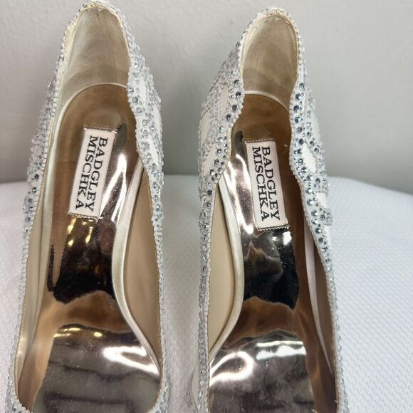 Badgley Mischka Rouge Ivory Embellished Pointed Toe Pump Sz 8 - Picture 6 of 6